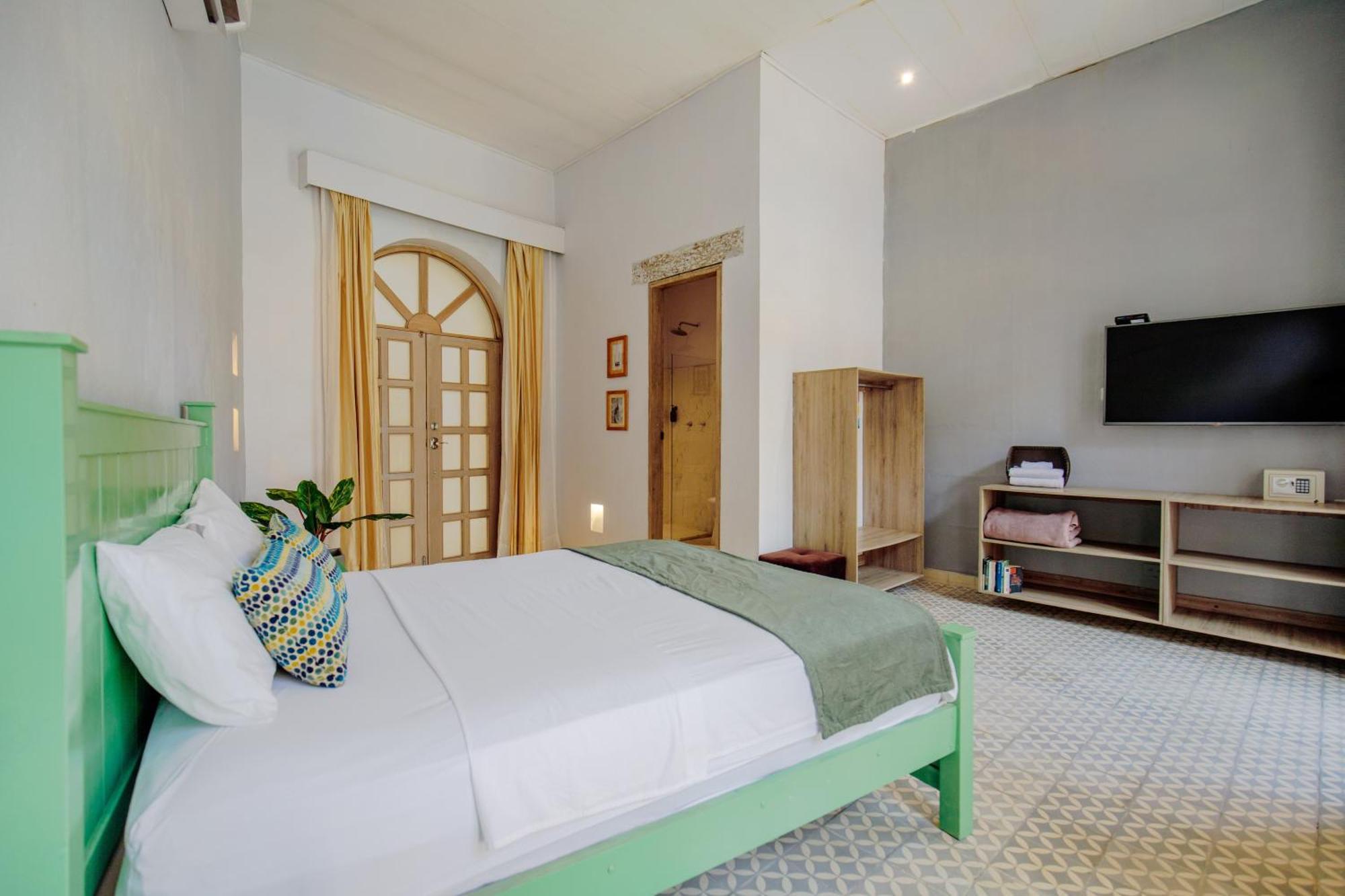 La Dominica Boutique