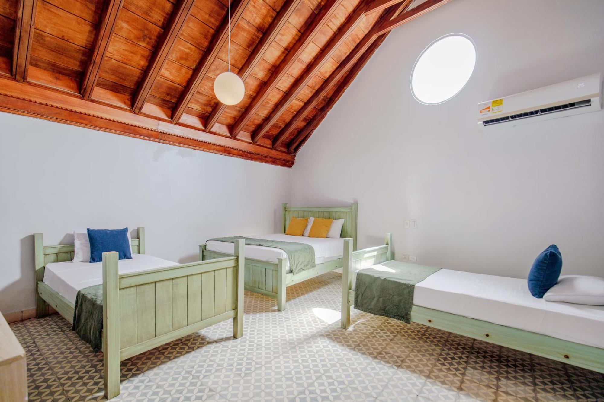 La Dominica Boutique